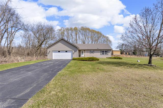 front view picture of 3557 Vineyard Hills Court, Grass Lake, MI. 49240
