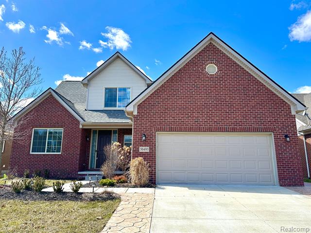 front view picture of 30493 Bradmore Road, Warren, MI. 48092