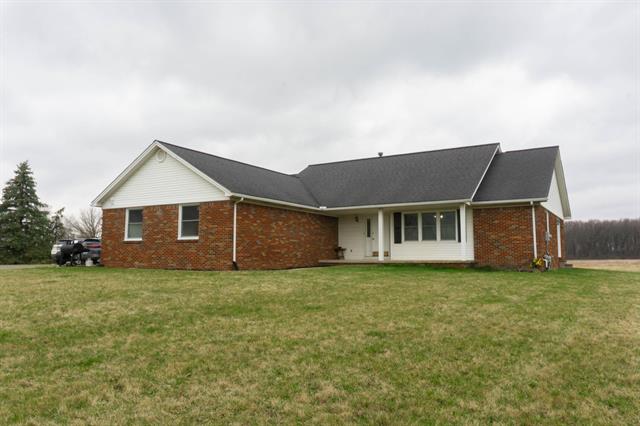 front view picture of 5275 Carleton Rockwood Road, South Rockwood, MI. 48179