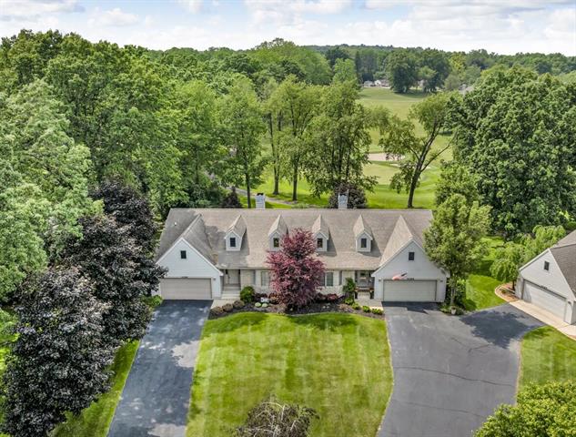 front view picture of 4284 Fairway Lane, Jackson, MI. 49201