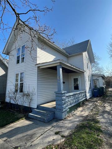 front view picture of 12 Indiana Avenue Nw, Grand Rapids, MI. 49504