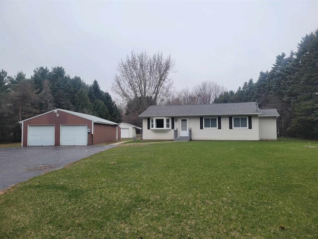 front view picture of 4666 Freeman Road, Beaverton, MI. 48612