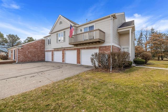 front view picture of 37327 Stonegate Circle, Clinton Township, MI. 48036
