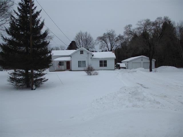 front view picture of 882 Meadow Road, Tawas City, MI. 48763