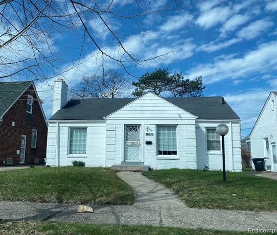 front view picture of 20033 Sorrento Street, Detroit, MI. 48235