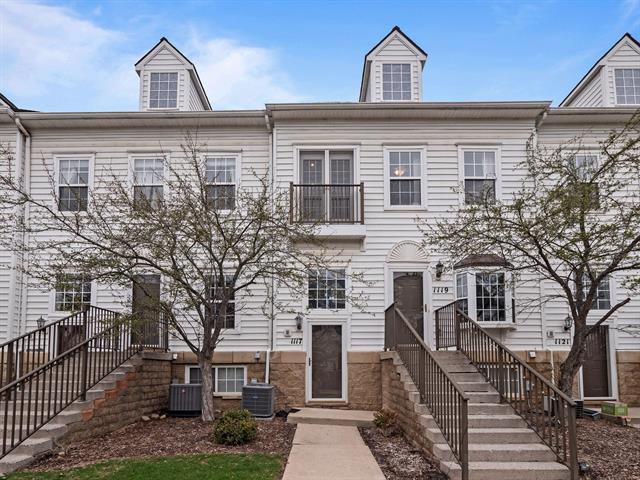 front view picture of 1117 Freesia Court, Ann Arbor, MI. 48105