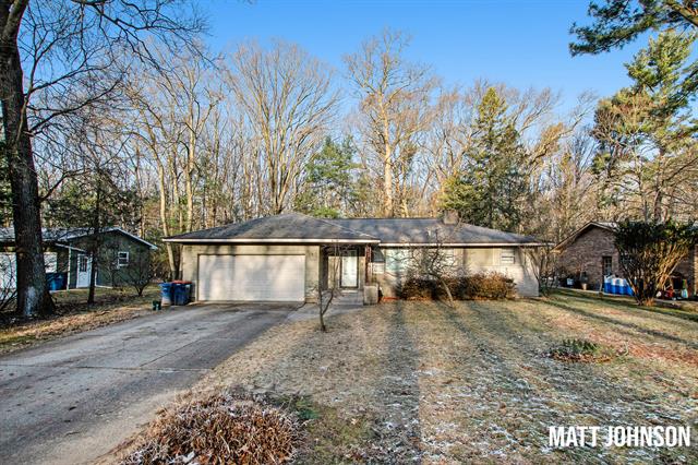 front view picture of 3789 Wickham Drive, Muskegon, MI. 49441