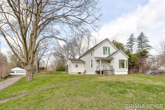 front view picture of 1565 Covell Avenue Nw, Grand Rapids, MI. 49504