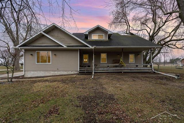 front view picture of 2528 E Stewart Road, Midland, MI. 48640