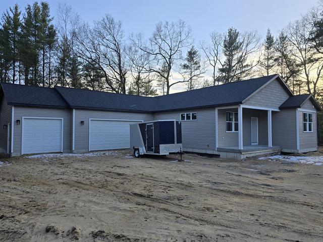 front view picture of 1375 Estate Street, Whitehall, MI. 49461