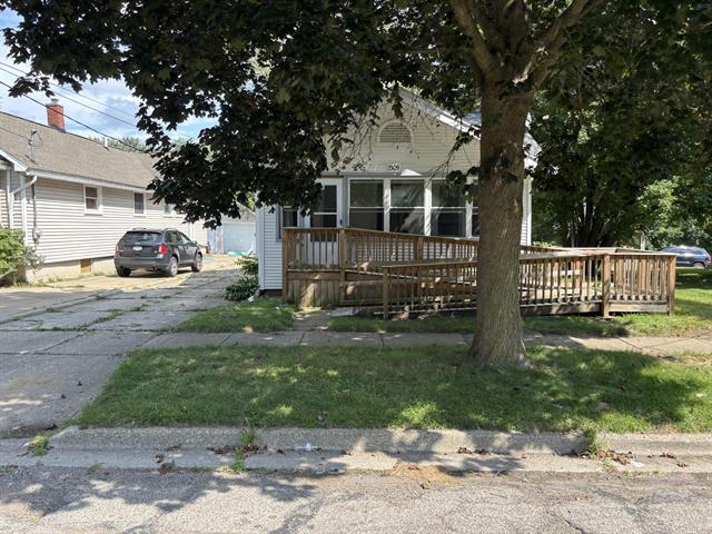 front view picture of 1309 Woodbridge Street, Jackson, MI. 49203