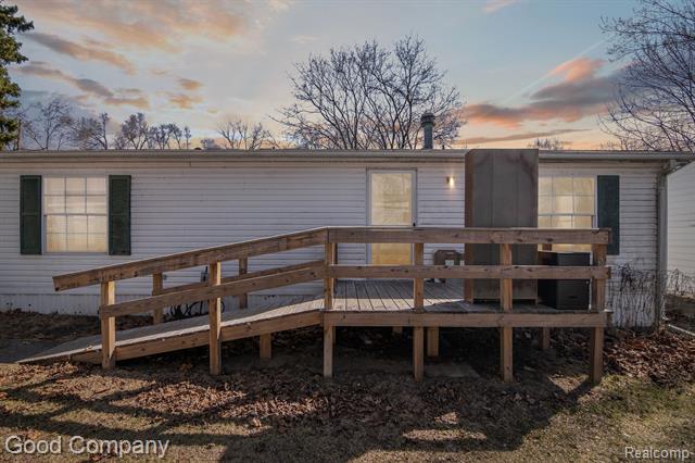 front view picture of 6517 Coral Drive, Brooklyn, MI. 49230