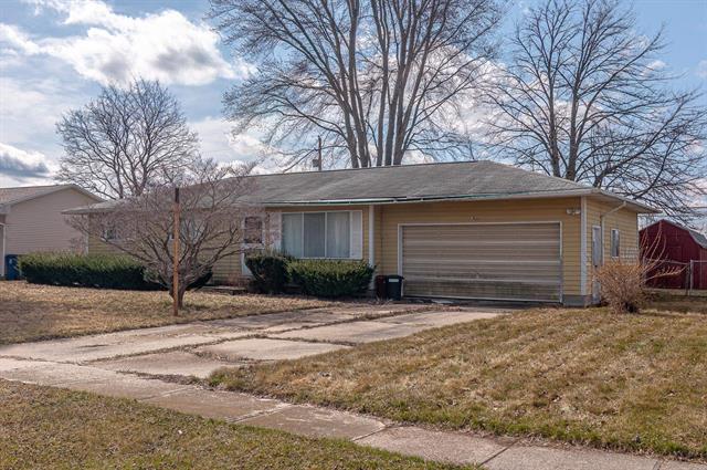 front view picture of 4820 S Washington Road, Saginaw, MI. 48601