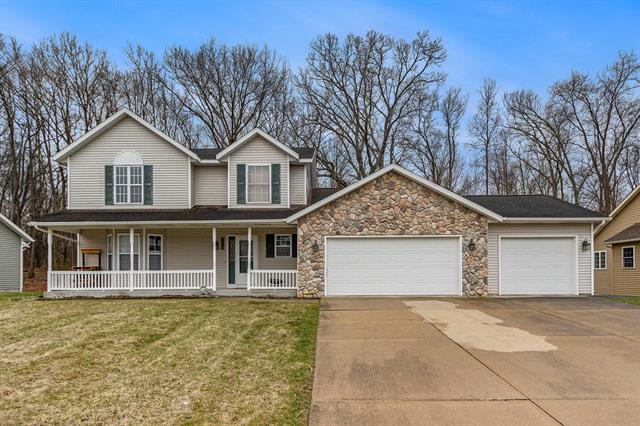 front view picture of 321 Abbington Circle, Battle Creek, MI. 49015