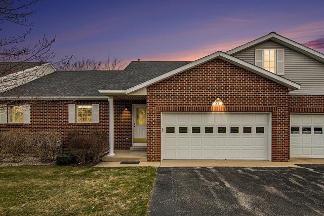 front view picture of 23 Trillium Court, Holland, MI. 49423
