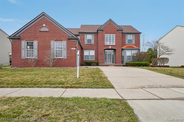 front view picture of 8045 Creek Bend Drive, Ypsilanti, MI. 48197