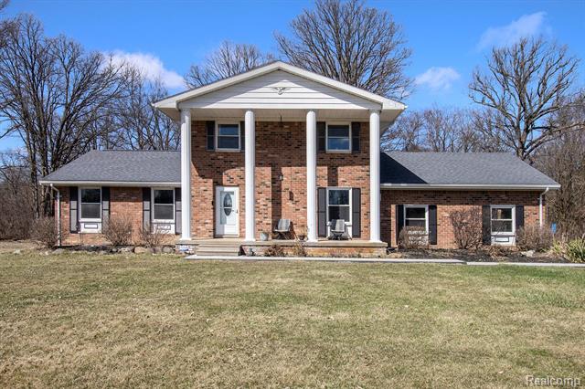 front view picture of 5426 W Mount Morris Road, Mount Morris, MI. 48458
