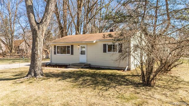 front view picture of 440 N Jefferson Street, Mason, MI. 48854