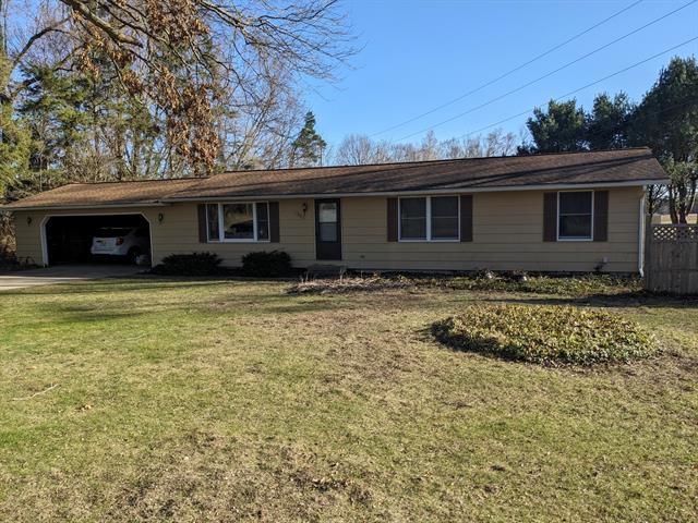 front view picture of 5856 124Th Avenue, Fennville, MI. 49408