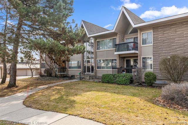 front view picture of 1989 Klingensmith Rd Road, Bloomfield Hills, MI. 48302