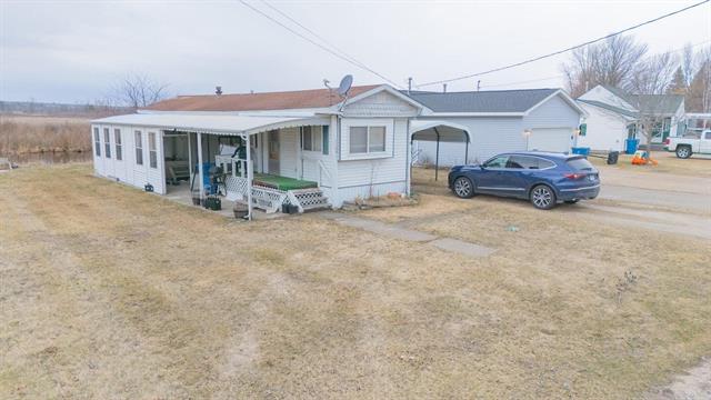 front view picture of 11091 W West Shore Drive, Houghton Lake, MI. 48629