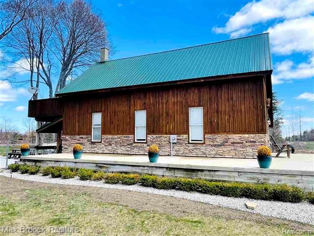front view picture of 1019 E 32 Road, Boon, MI. 49618