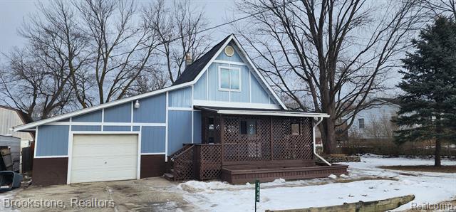 front view picture of 1045 Harriet Street, Mount Morris, MI. 48458