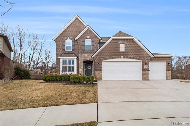 front view picture of 50453 Baileys Landing, Canton, MI. 48187