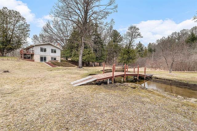 front view picture of 1840 W 16 Road, Mesick, MI. 49668