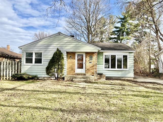 front view picture of 333 Eleanor Street Ne, Grand Rapids, MI. 49505