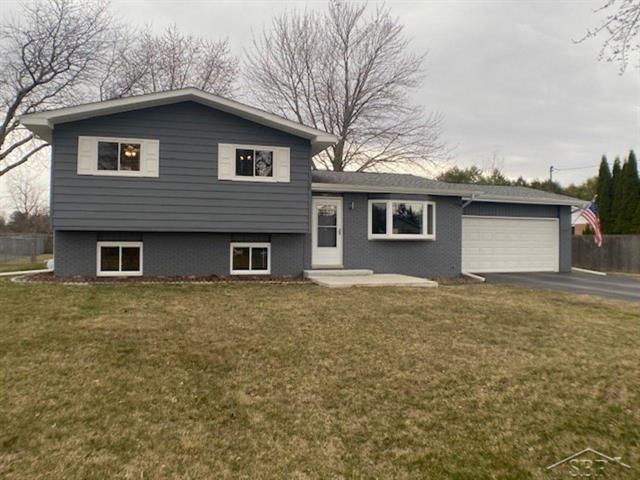 front view picture of 4851 Locust Road, Saginaw, MI. 48603
