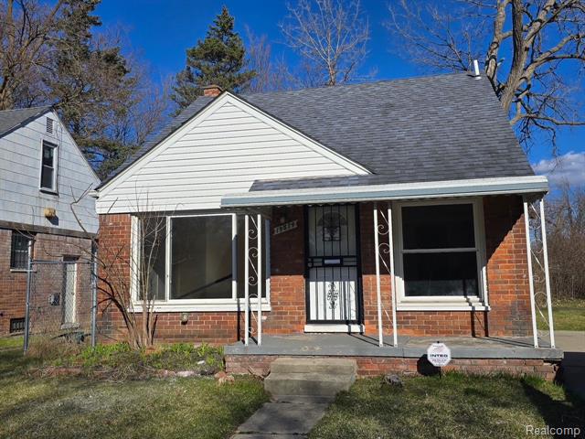 front view picture of 19674 Irvington Street, Highland Park, MI. 48203