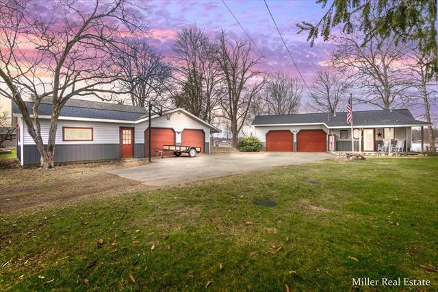front view picture of 68 Culbert Drive, Hastings, MI. 49058