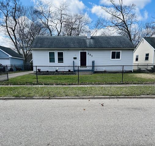 front view picture of 251 Sigel Avenue, Battle Creek, MI. 49037