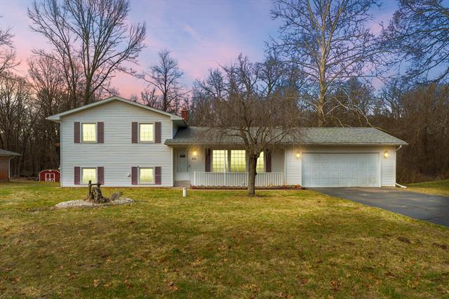 front view picture of 232 Feld Avenue, Battle Creek, MI. 49037