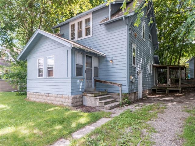 front view picture of 26 E Ave N, Battle Creek, MI. 49037