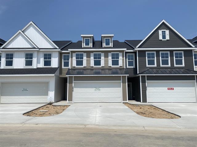 front view picture of 2839 W Highgate Street, Grand Rapids, MI. 49512