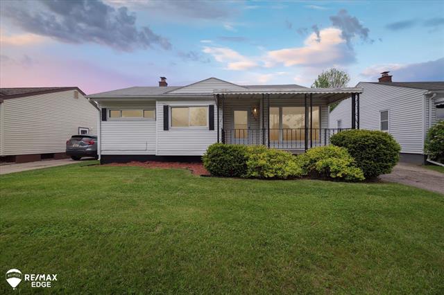 front view picture of 3717 Risedorph Avenue, Flint, MI. 48506