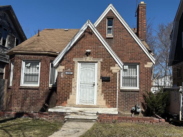 front view picture of 13965 Mapleridge Street, Detroit, MI. 48205