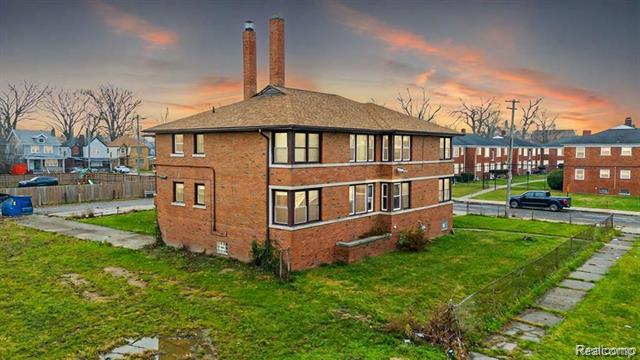 front view picture of 2017 Burlingame Street, Detroit, MI. 48206