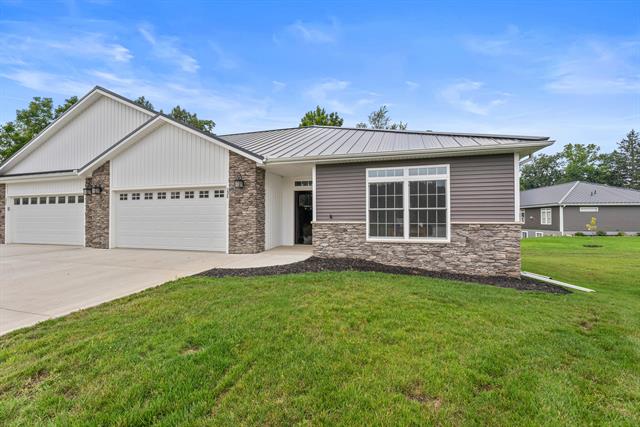 front view picture of 235 Auseon Court, Hillsdale, MI. 49242