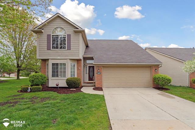 front view picture of 4433 Sunset Boulevard, Grand Blanc, MI. 48439