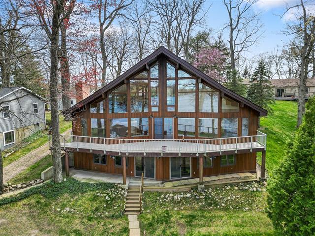 front view picture of 14427 Acorn Cove Trail, Battle Creek, MI. 49017
