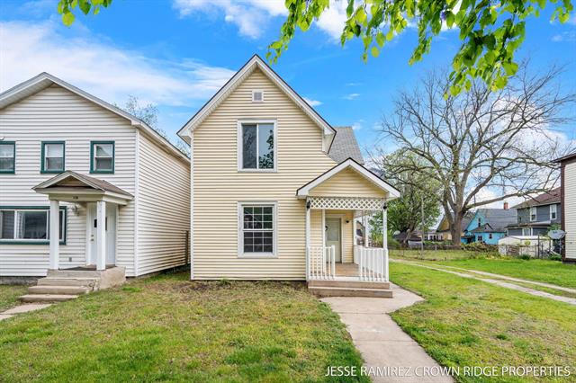 front view picture of 177 W 9Th Street, Holland, MI. 49423