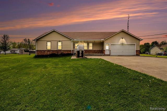 front view picture of 3480 S Vassar Road, Burton, MI. 48519