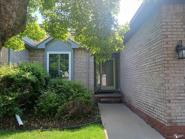 front view picture of 17795 Bobwhite Court, Wyandotte, MI. 48192