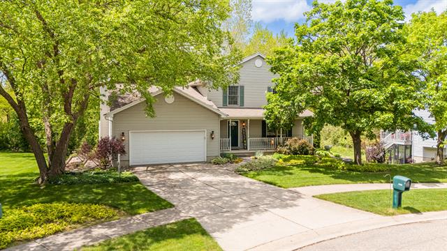 front view picture of 2465 Walenjus Court, Holt, MI. 48842