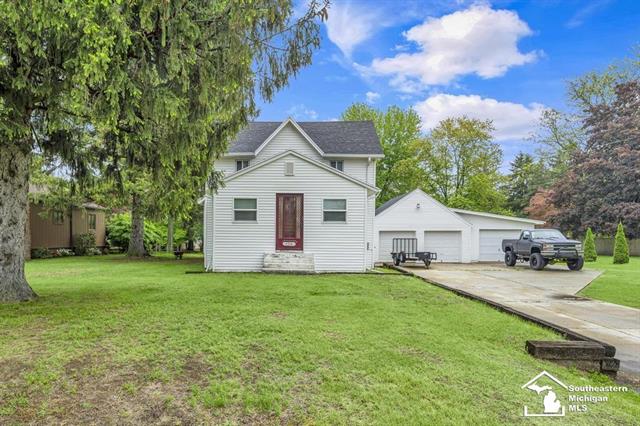 front view picture of 7316 Summerfield Road, Lambertville, MI. 48144