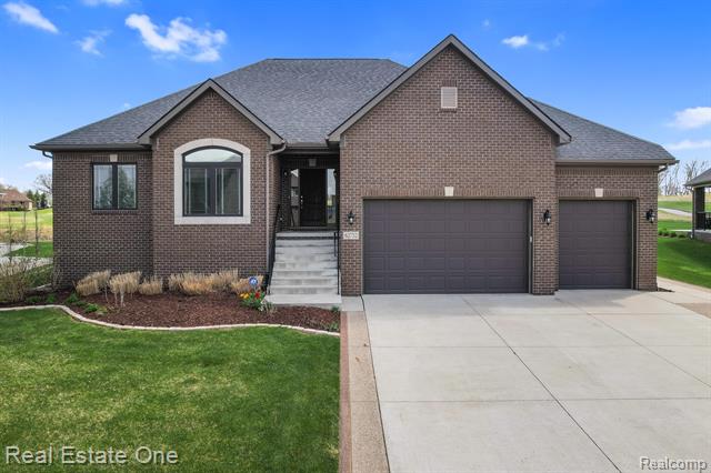 front view picture of 62752 Sawgrass Drive, Washington, MI. 48094