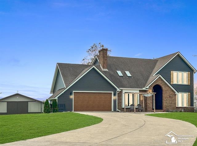 front view picture of 7872 S Huron River Drive, South Rockwood, MI. 48179